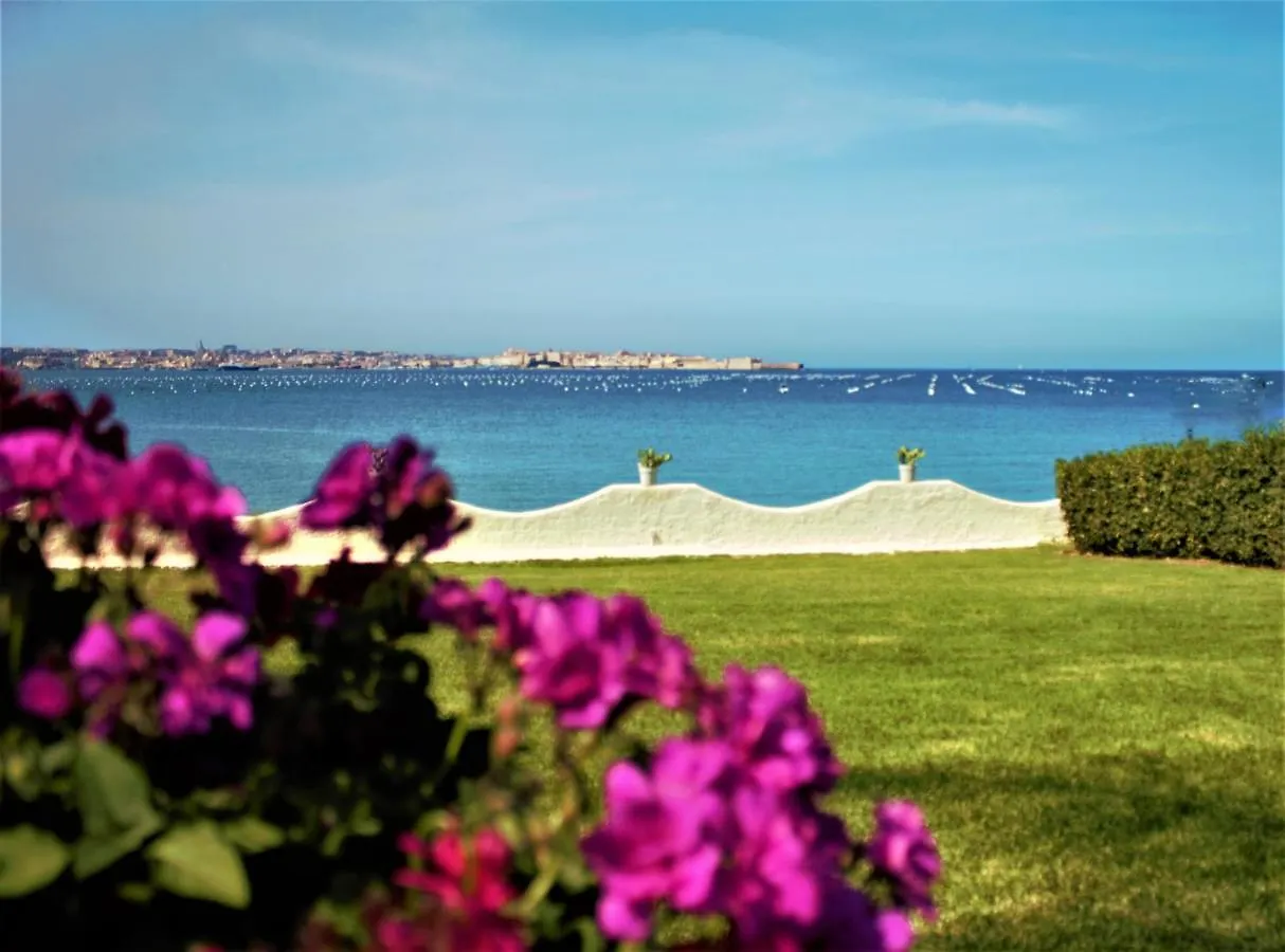 Villa Incanto on the Sea Syracuse