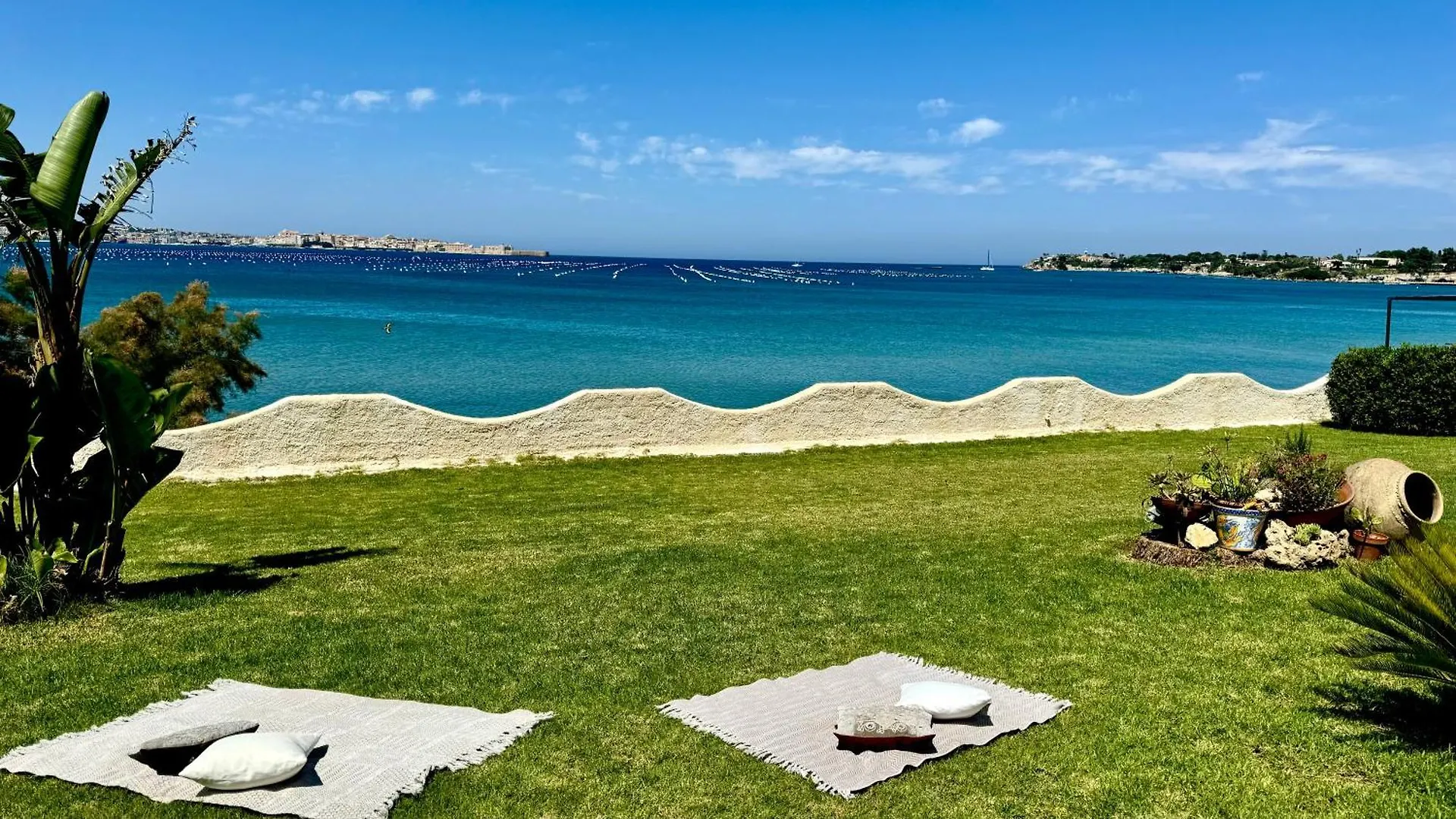 Villa Incanto on the Sea Syracuse 0*,